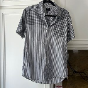 Casual short sleeve mens shirt